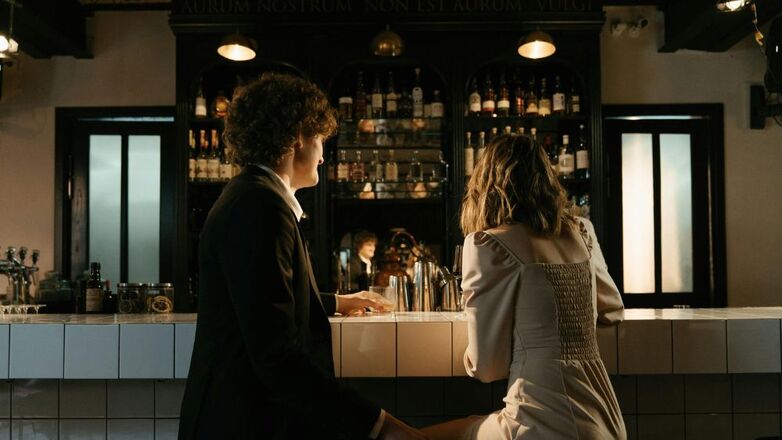 Soft dating: zonder dating apps mensen ontmoeten, terugkerende trend?