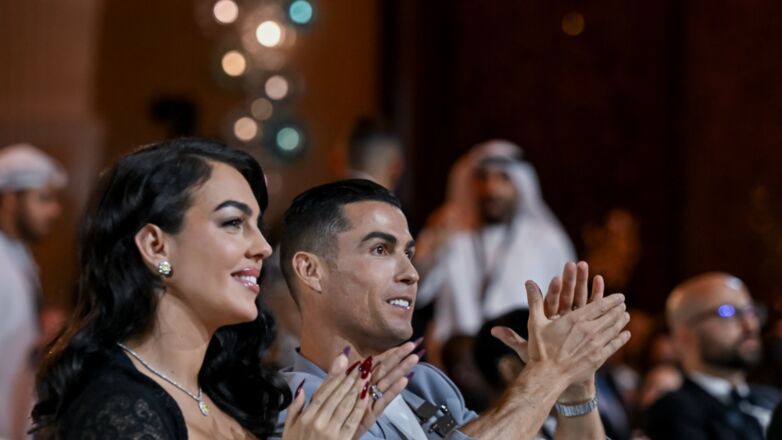 WOW! Deze mega ring kreeg Georgina toen Cristiano Ronaldo haar ten huwelijk vroeg