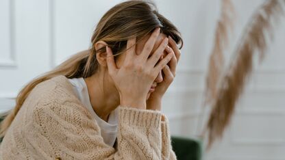 Bang om alleen te zijn? Zo overwin je de ‘Fear Of Being Alone’