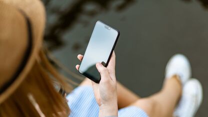 Verslaafd aan je scherm? Hier kan je zien hoe vaak jij je telefoon oppakt
