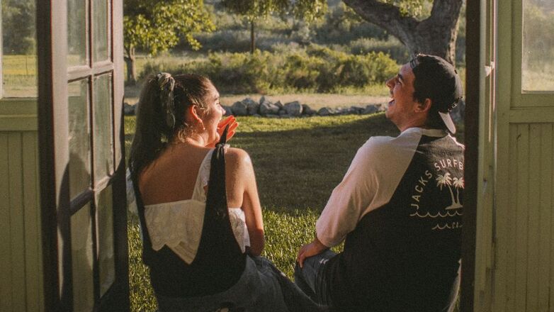 New relationship? 5 tekenen dat diegene jou echt leuk vindt