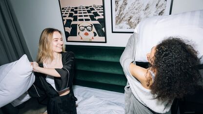 Zin in een avondje met vriendinnen? Hier zijn ideeën die verder gaan dan wijn en Netflix