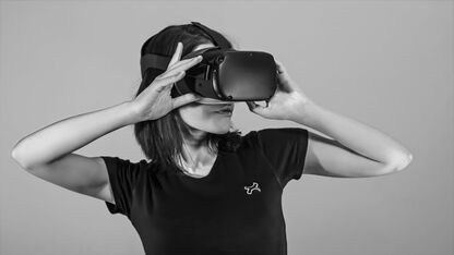 Waarom we steeds vaker online beleven wat we vroeger live deden