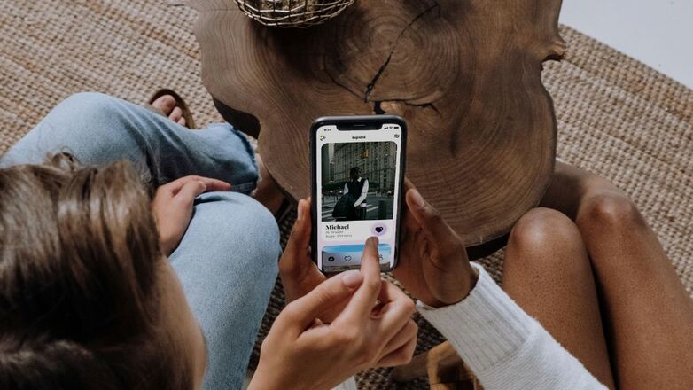 Digital burn-out: waarom Gen Z datingapps massaal laten liggen