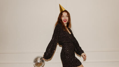 Ga stralend het nieuwe jaar in met deze jurken