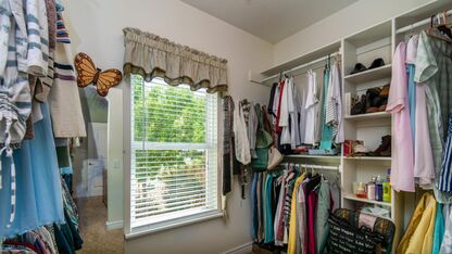 De slimste manier om je kast te ordenen