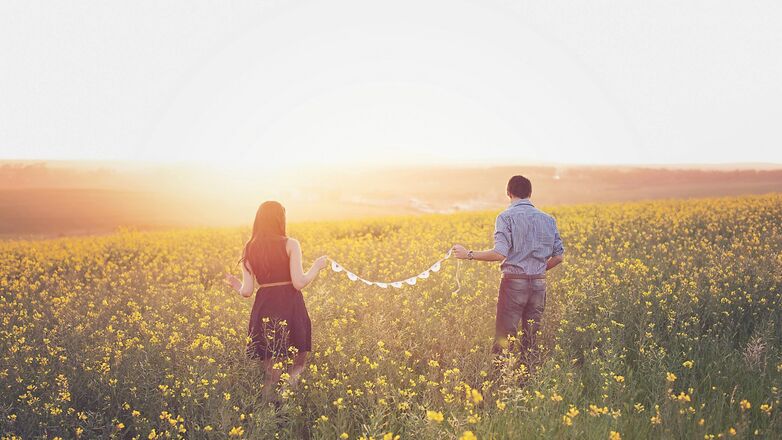 Verliefd op afstand? Zo zorg je dat je langeafstandsrelatie niet dooft