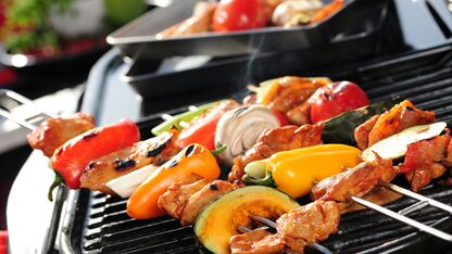 Het BBQ-seizoen kan beginnen en zo maak je je barbecue klaar