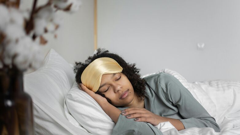 Van zijslaper tot stervis: wat jouw slaaphouding echt over je zegt