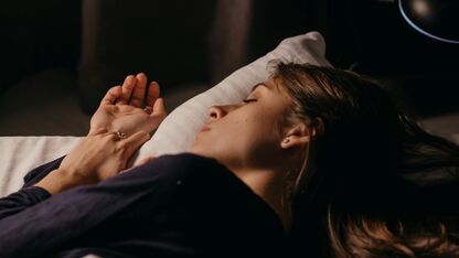 Waarom een goed kussen essentieel is voor zijslapers