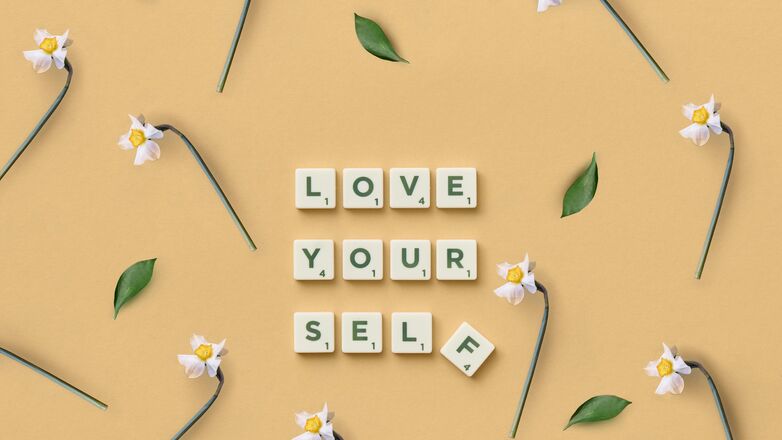 Love yourself first: zo ben je gelukkig zonder een relatie