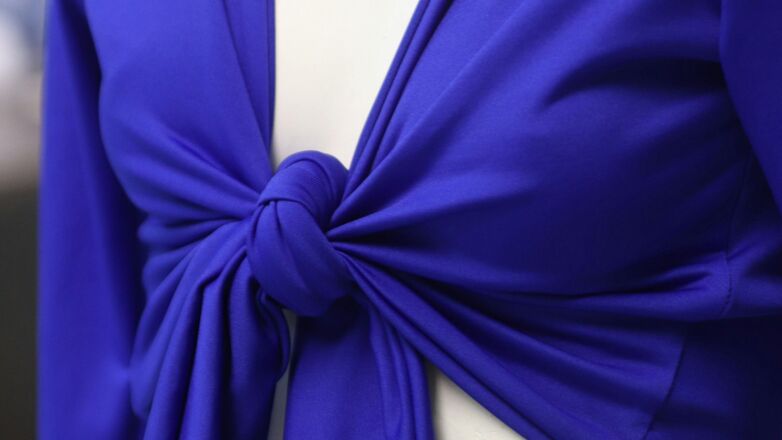 Hoe je 1 top op 5 manieren draagt