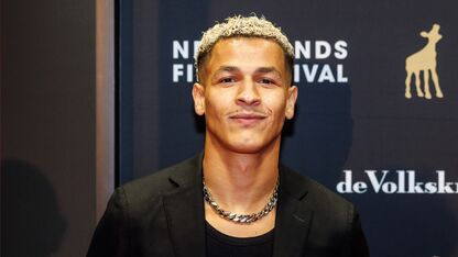 Baby alert! Bilal Wahib onthult het geslacht van hun kindje