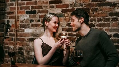 Dit zijn de grootste afknappers tijdens een eerste date volgens vrouwen