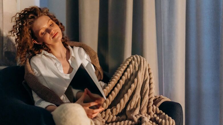 De cozy girl guide: zo maak je je leven 10x gezelliger
