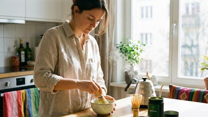 Deze fouten maken matcha sneller bitter