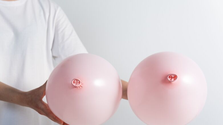 Niet alleen mannen doen aan maxxing: boobmaxxing en vagina-maxxing zijn in de opkomst