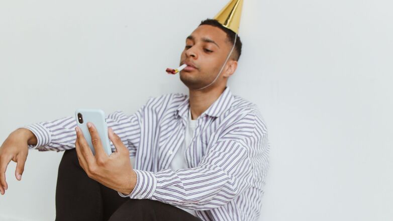 FOMO: Hoe zeg je af voor een feestje zonder je schuldig te voelen?