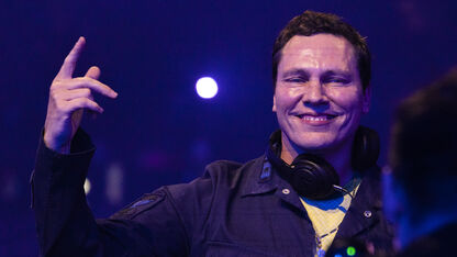 Tiësto: leeftijd, vermogen en biografie