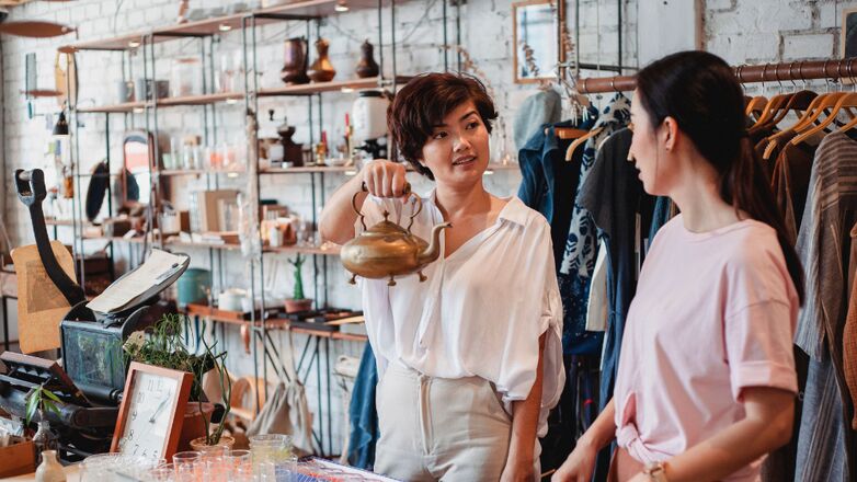 Thrift shopping is out: tweedehands shoppen is te duur geworden