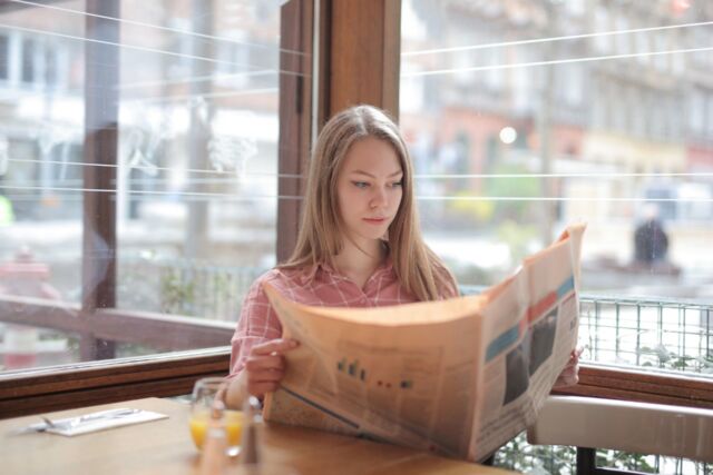 krant lezen